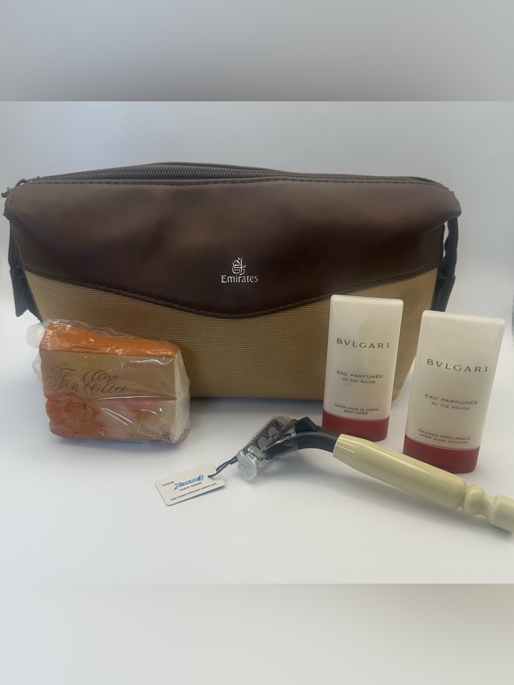 Emirates Bvlgari First Class Amenity Toiletry Airline Kit Bulgari Razor Lotion